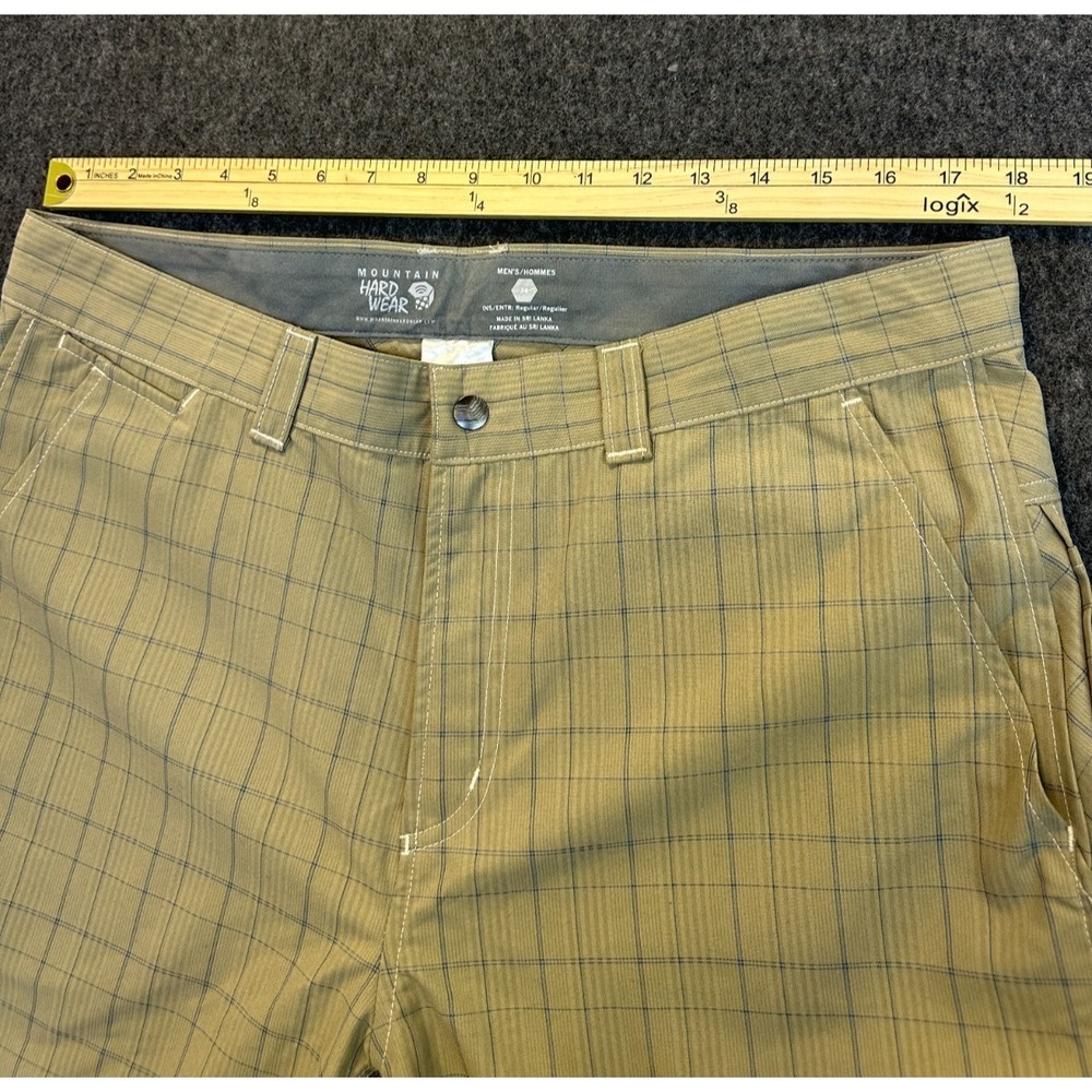 Mountain Hardwear Plaid Grid 13.5" Long Inseam Chino Shorts Beige Men's Size 36 - Picture 5 of 15